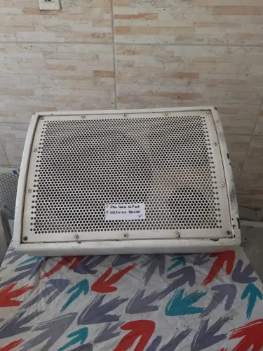Caixa de Som para Palco c/ Alto-falante JBL 400W 12"