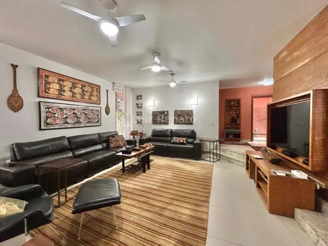 Casa à venda no bairro Comiteco