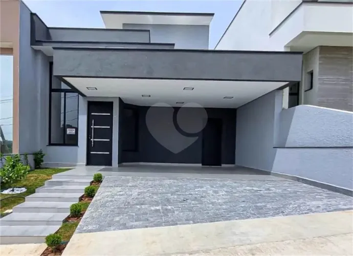 Casa à venda com 3 quartos, sendo 3 suítes, no condomínio Jardim Residencial Helena Maria,