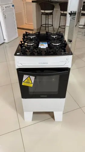 Fogão 4 bocas automático