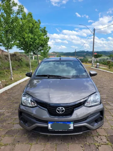 Toyota Etios X Sedan 1.5 Flex 16V 4P Aut. 2020