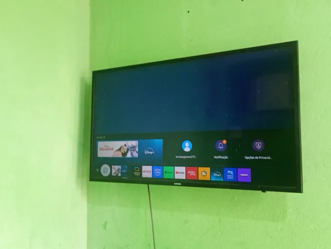 Tv smart 40 polegadas com suporte de parede 