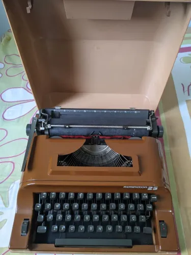 Máquina de Escrever Remington