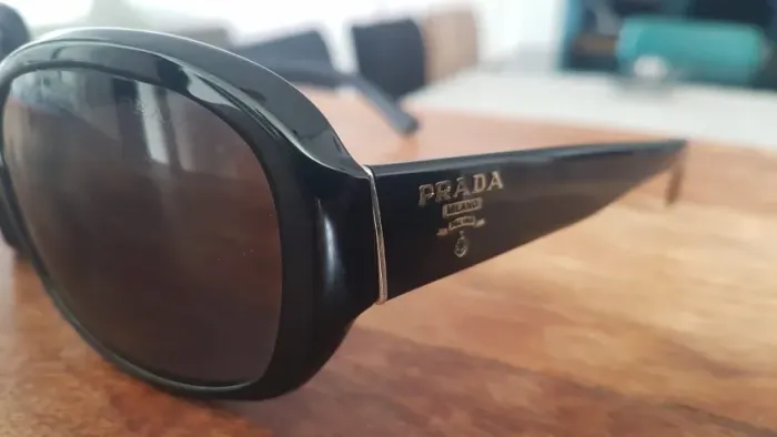 Óculos PRADA Feminino Original Oversized Preto - Polarizado