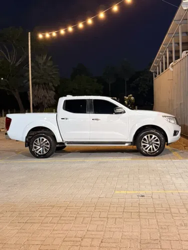 Nissan Frontier XE CD 4X4 2.3 Bi-TB Diesel Aut. 2020