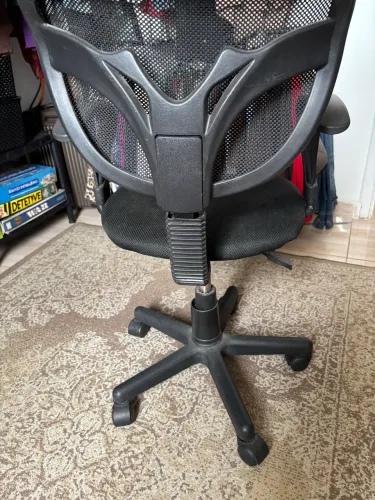 Cadeira de escritório preta