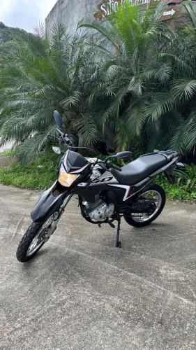 Bros 2020 Preta