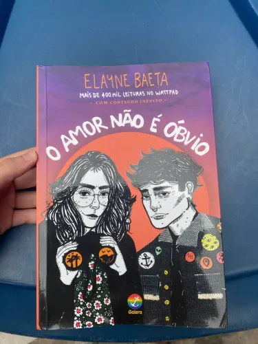 Livro da Elayne Baeta O AMOR NÃO É ÓBVIO