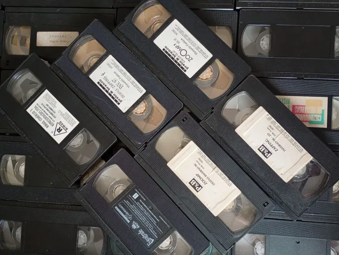 50 Fitas VHS Para Decoração Ou Artesanato Ideal Para Confecção De Pipas 