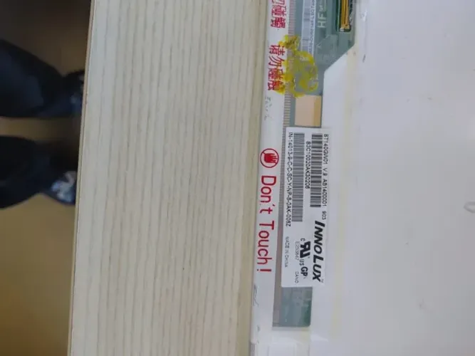 Várias telas led pra notebook 14 polegadas