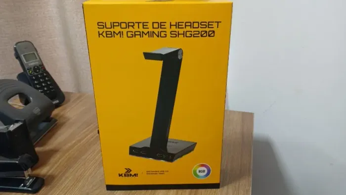 Suporte de headset KBM, 3 entradas Usbs, driver saida de audio USB, com RGB touch, novo la