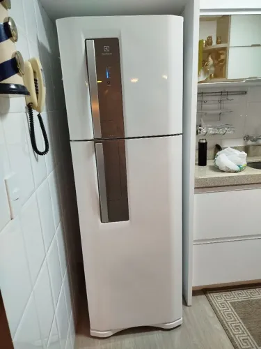 Geladeira Frost Free Eletrolux