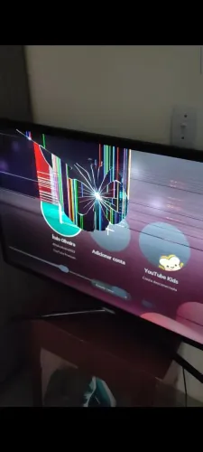 Tv Samsung 40p para tirar peças 150,00