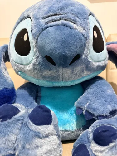 Pelúcia Oficial Disney Stitch - Big Feet 50 cm Fun