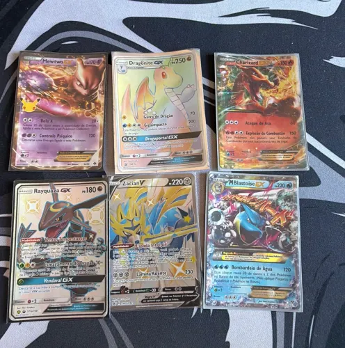 Cartas Pokémon raras GX e Ex