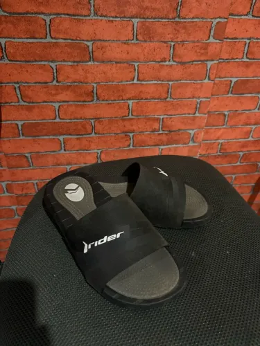 Chinelo Rider 