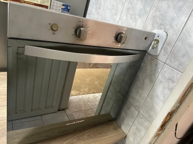 Forno de embutir 127