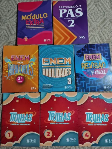 Livros ENEM e outros vestibulares
