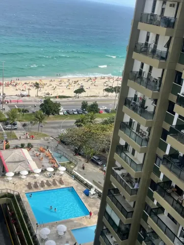 Apartamento para aluguel possui 62 metros quadrados com 1 quarto
