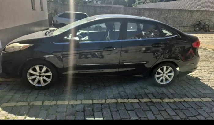 Ford Fiesta Sedan SE 1.6 16V Flex 4P 2011