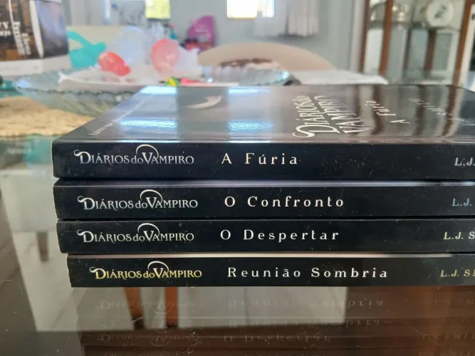 Diarios de um vampiro coleção completa