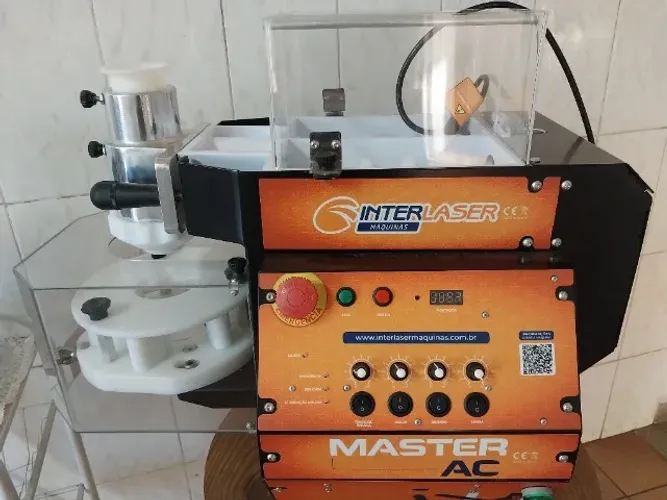 Maquina de fazer salgados e doces 