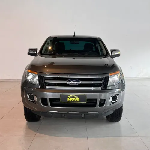 Ford Ranger XLS 2.5 16V 4X2 CD Flex 2014