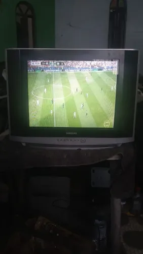 Tv Samsung 21 polegadas tela plana, com conversor 