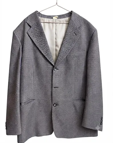 Roupas semi novas