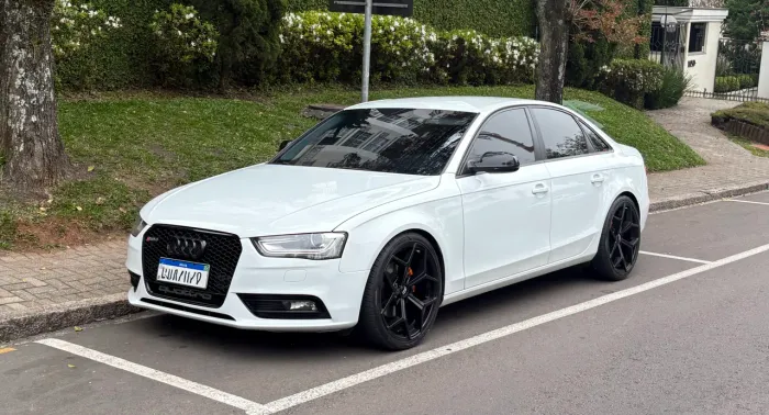 Audi A4 2.0 16V TFSI 183/180cv Multitronic 2013