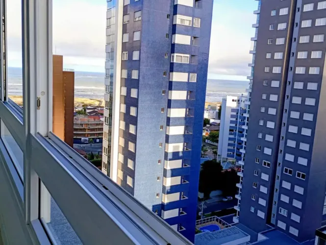 MOINHOS IMOBILIÁRIA vende em TORRES, próx. mar e 4 praças