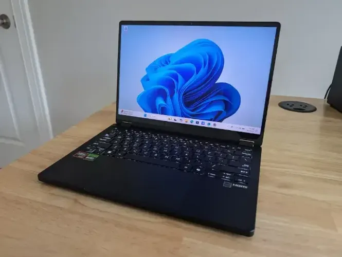 Asus ProArt PX13 - Ryzen AI 9 HX 370 | 32GB | RTX 4050 | Tela OLED 3K