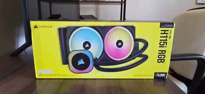 WATER COOLER - CORSAIR - iCUE LINK H115i RGB - Compatível com processadores Intel e AMD