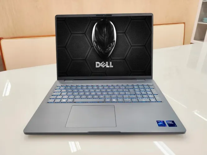 NOTEBOOK DELL PRO 16 CORE 5 / TELA 16 POL 400 NITS/ 512 NVME