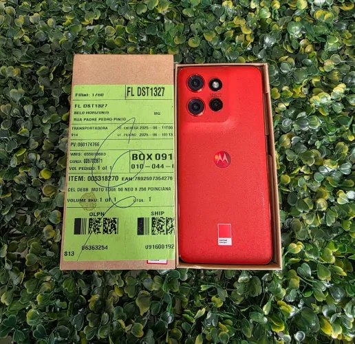 Moto Edge 50 neo 256gb/8ram semi novo completo