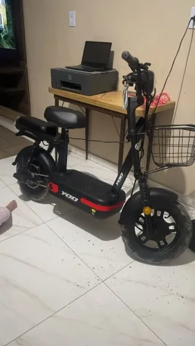 Scoote motinha elétrica