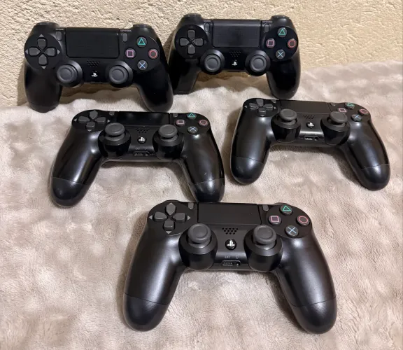 Controles ps4 originais semi novos