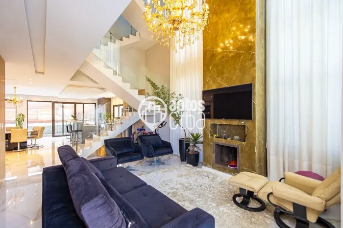 Casa em Condomínio com 5 sendo 3 suítes, de alto padrão, com 337 m² - Almirante Tamandaré/