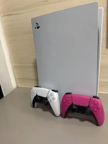 Vendo ps5 midia fisica