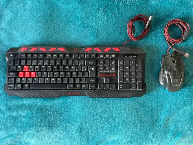Teclado e Mouse Gamer Fortrek Spider USB Preto e Vermelho