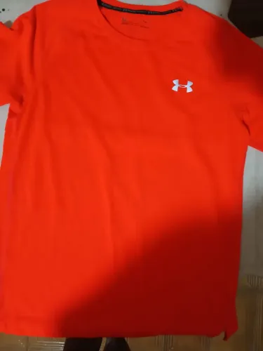 Camiseta under armour tamanho P nova entrego em Niterói