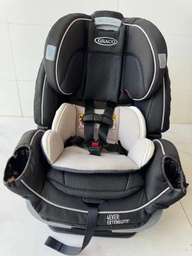 Cadeira infantil para carro Graco 4Ever Extend2fit 4-in-1