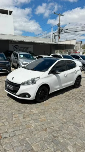 Peugeot 208 Active 1.2 Flex 12V 5P Mec. 2018
