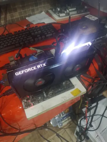RTX 3060TI XLR8 COM DEFEITO