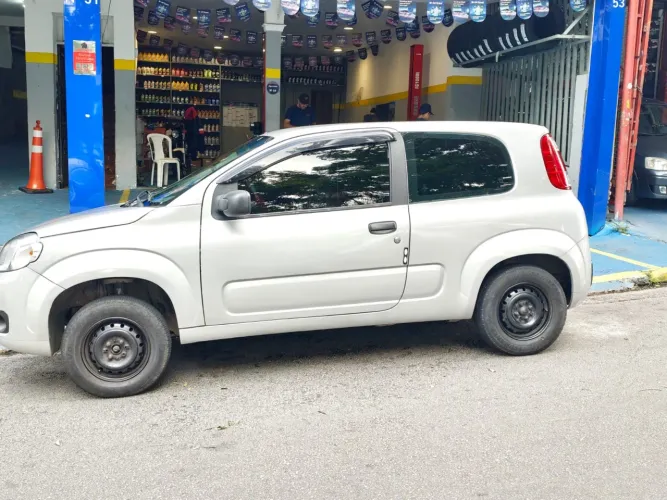 Fiat Uno Vivace 1.0 EVO Fire Flex 8V 3P 2014