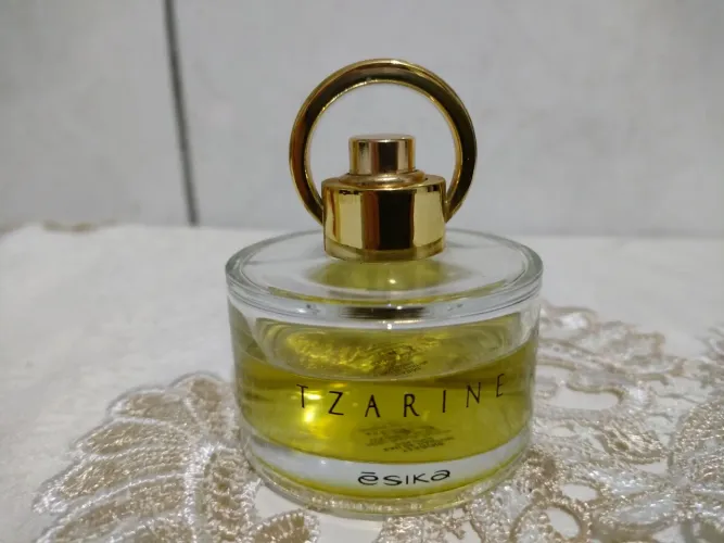 Perfume Tzarine Esika colônia