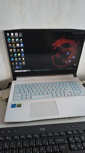 Notebook MSI SWORD I7 11800H RTX 3050 TI 32GB RAM 144hz