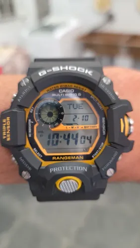 Relógio Casio G-shock Rangeman GW-9400Y-1DR Yellow Accent 