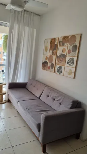 Vendo sofá em linho cor cinza 2,10x80 em bom estado de conservação 