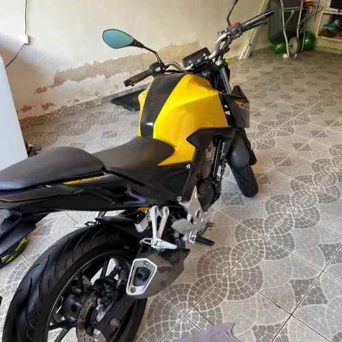 CB300F 23/24